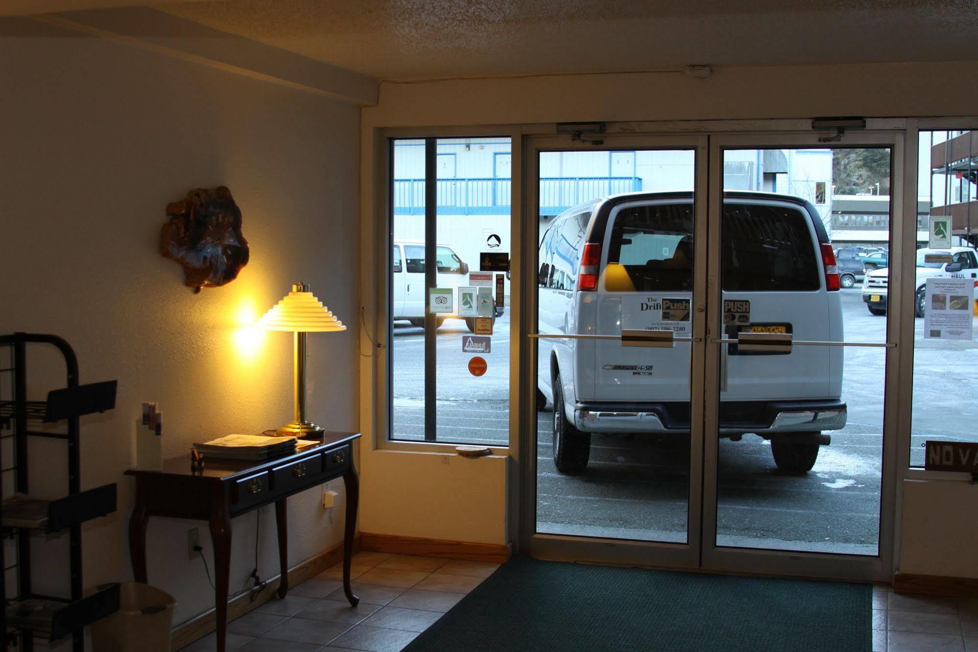 The Driftwood Lodge Juneau Exterior foto